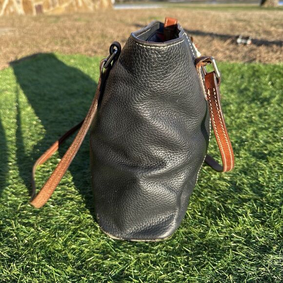 Dooney and Bourke‎ Lexington Shopper Black Brown Genuine Pebble Leather - Picture 3 of 16